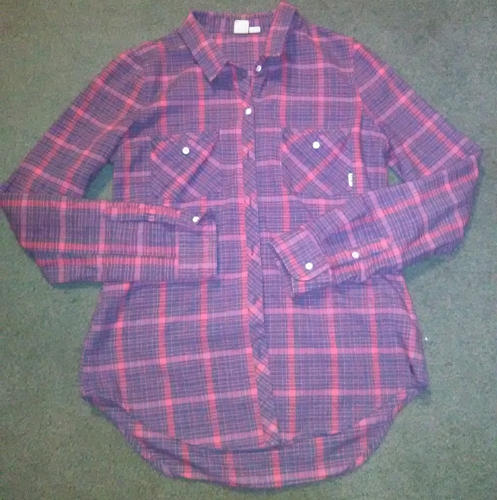Pink and purple roxy flannel